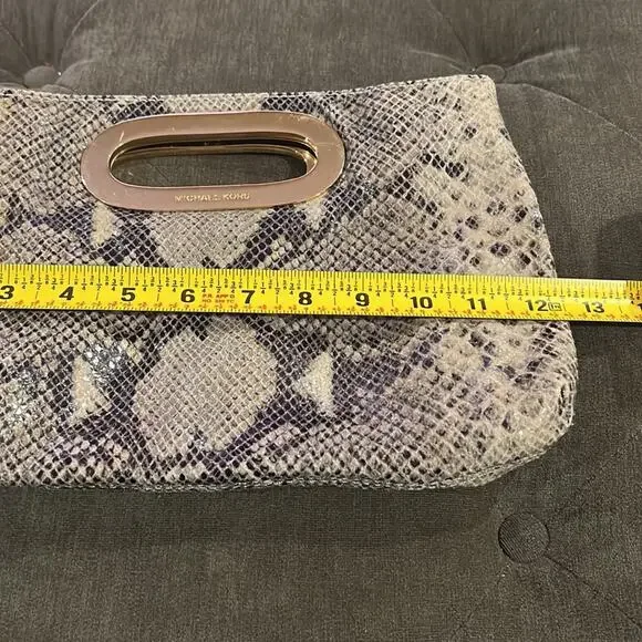 Michael Kors snake skin clutch - Picture 6 of 7